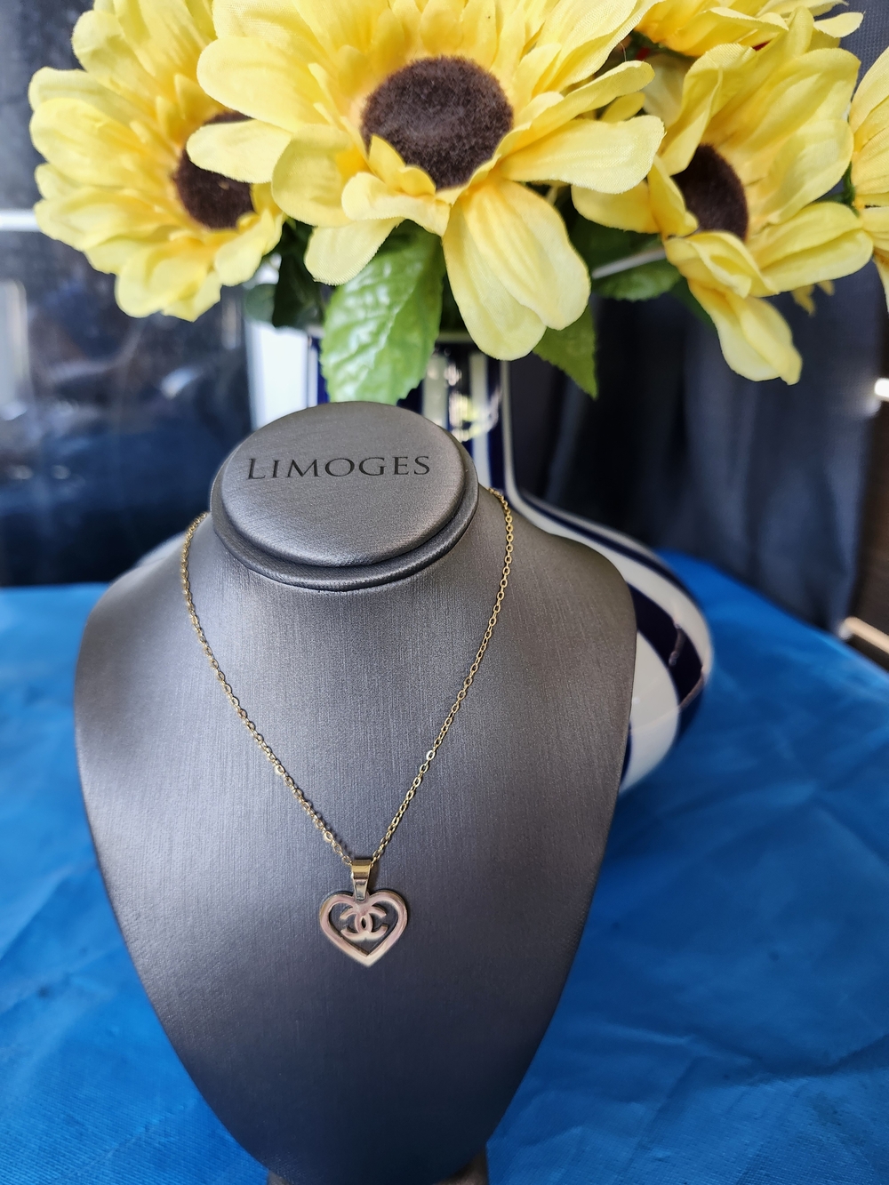 Limoges Gold-Tone Heart Pendant Necklace - Rose Center